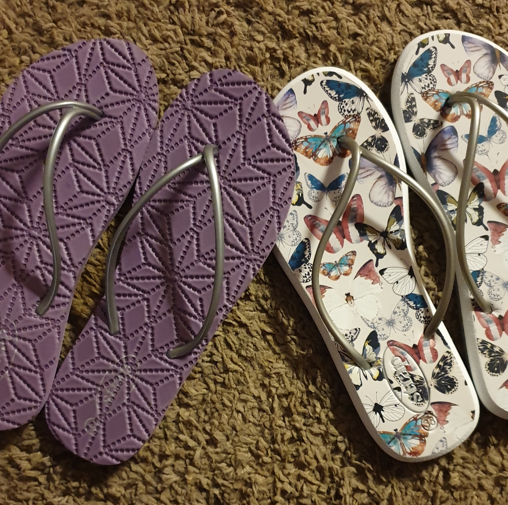 Brand New Flip Flop Sandals Bundle Super Cute